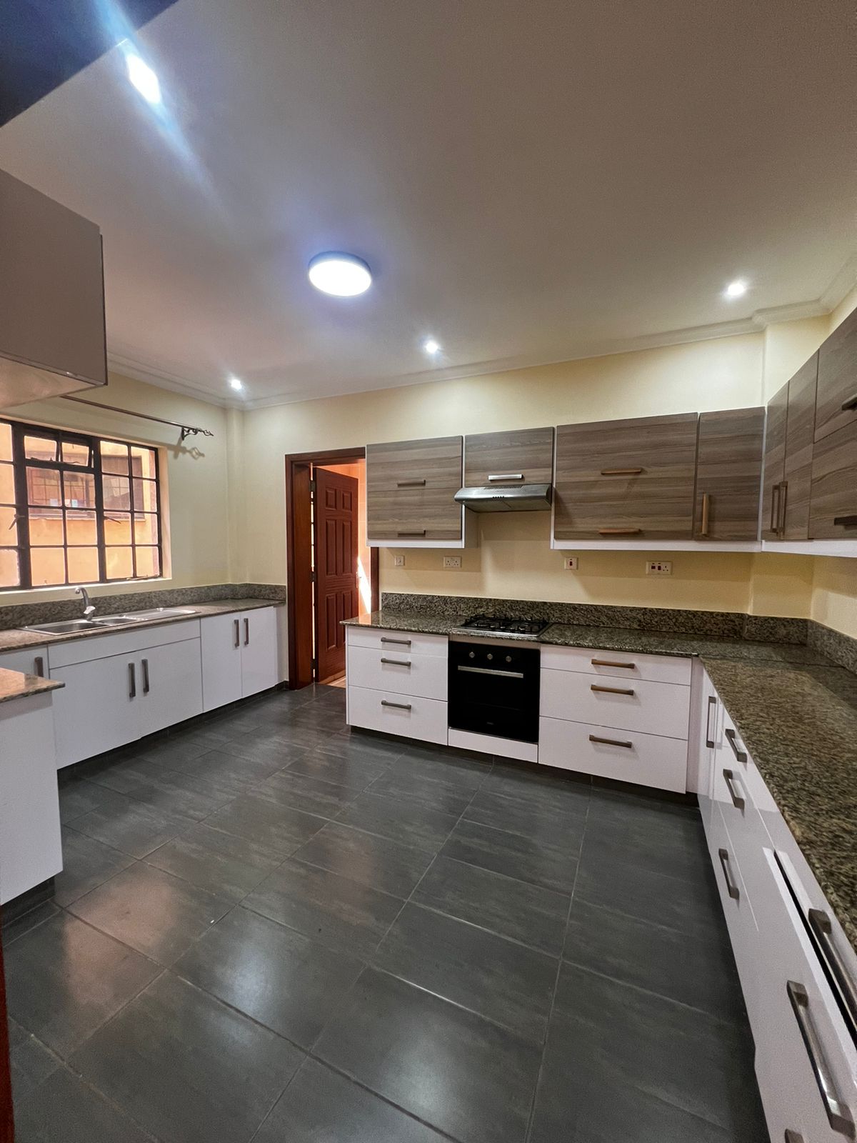 2 Bedroom plus DSQ Apartment for Rent in Westlands