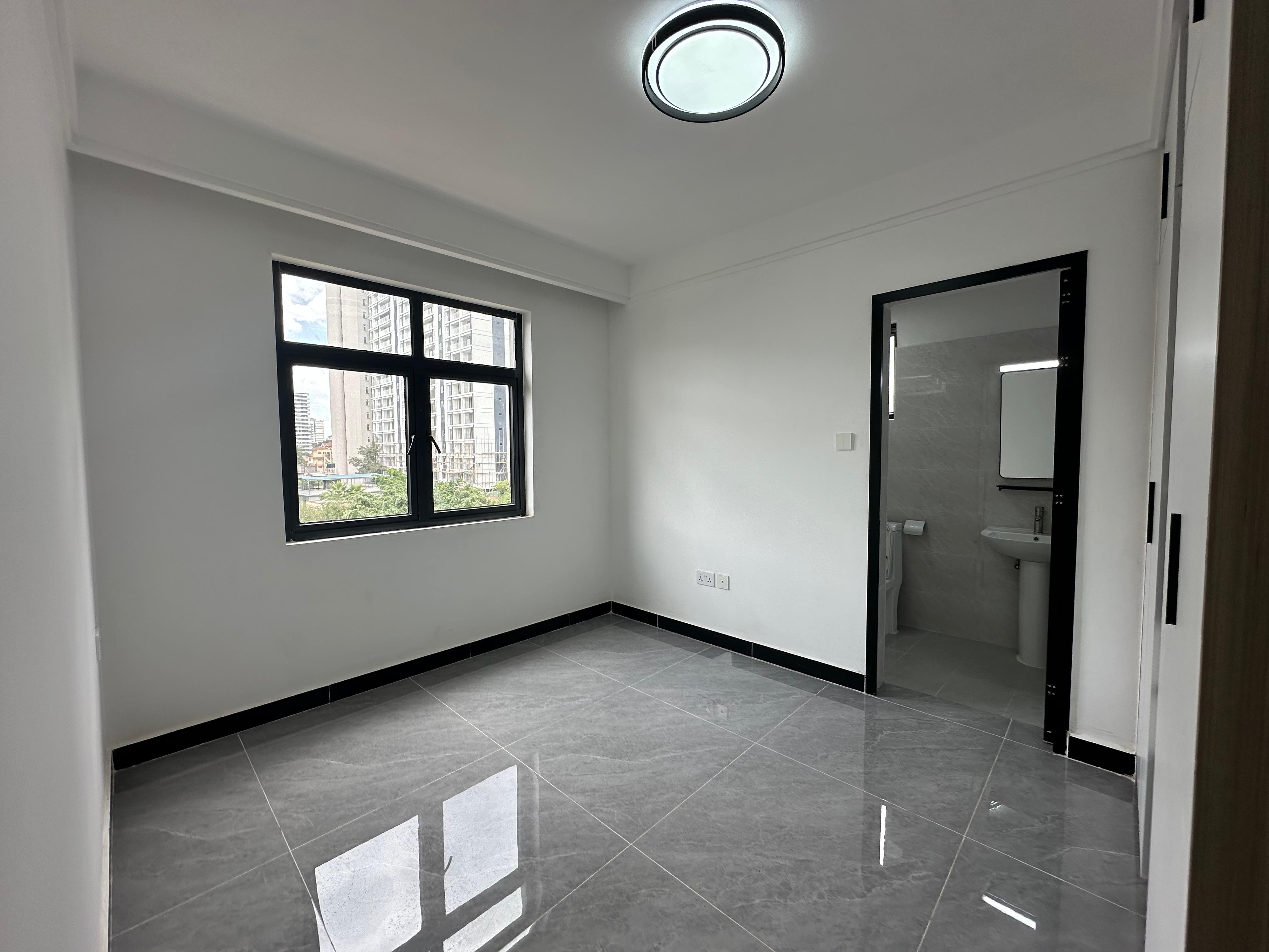 2 bedroom plus study apartment near yaya Image