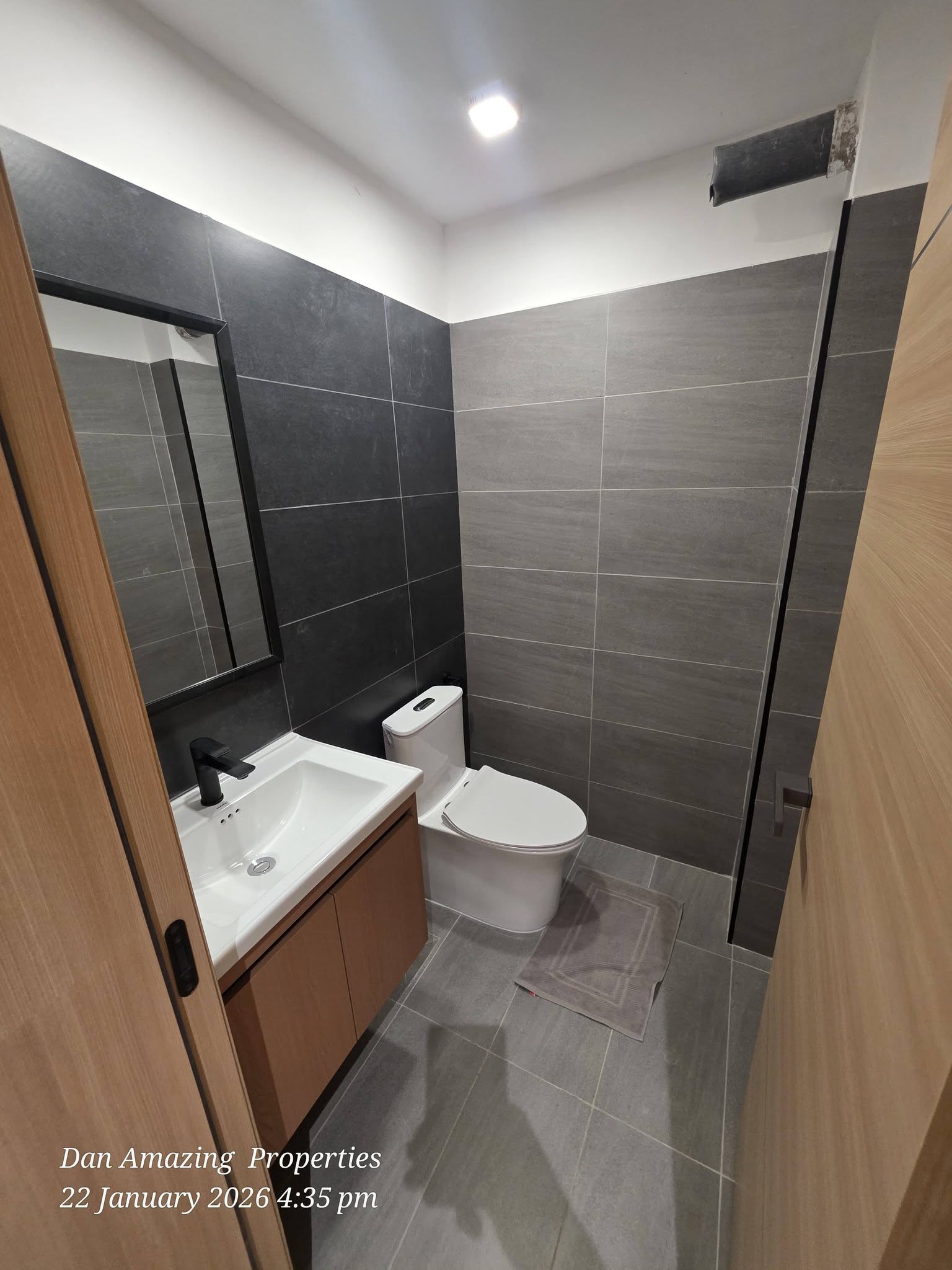 2 bedrooms apartment all ensuite for sale syokimau Image