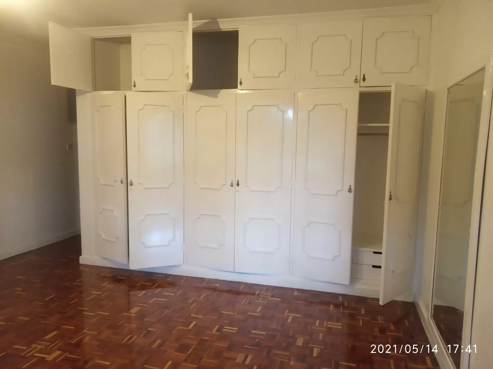 Spacious Three bedroom to let in Muthaiga Image