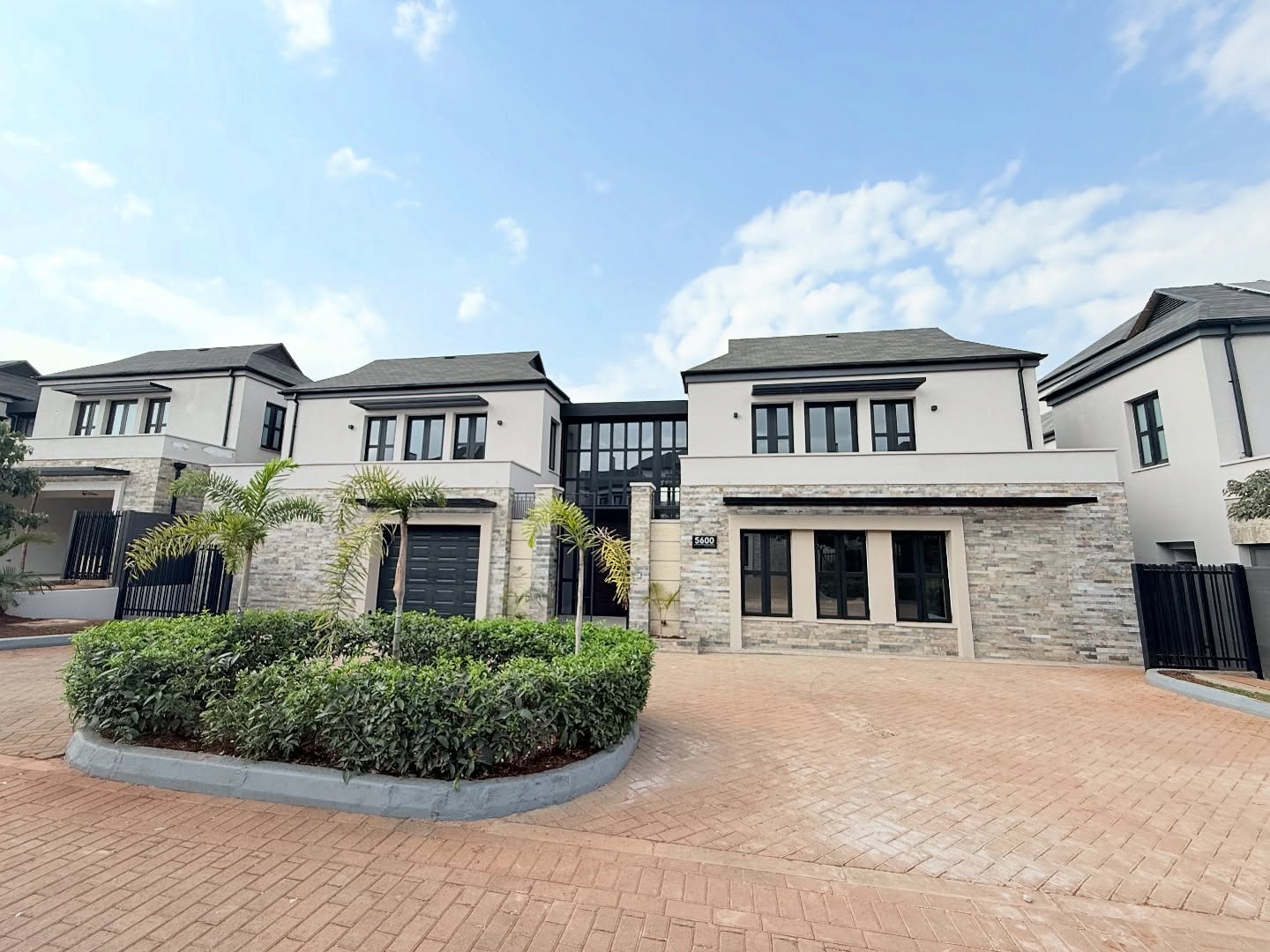 3, 4 and 5 Bedroom Villas For Sale in Runda Image