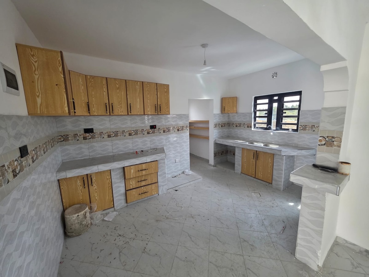 3 and 4 Bedroom Bungalow For Sale in Kiserian Image
