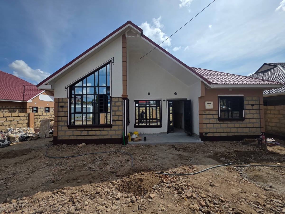 3 and 4 Bedroom Bungalow For Sale in Kiserian Image