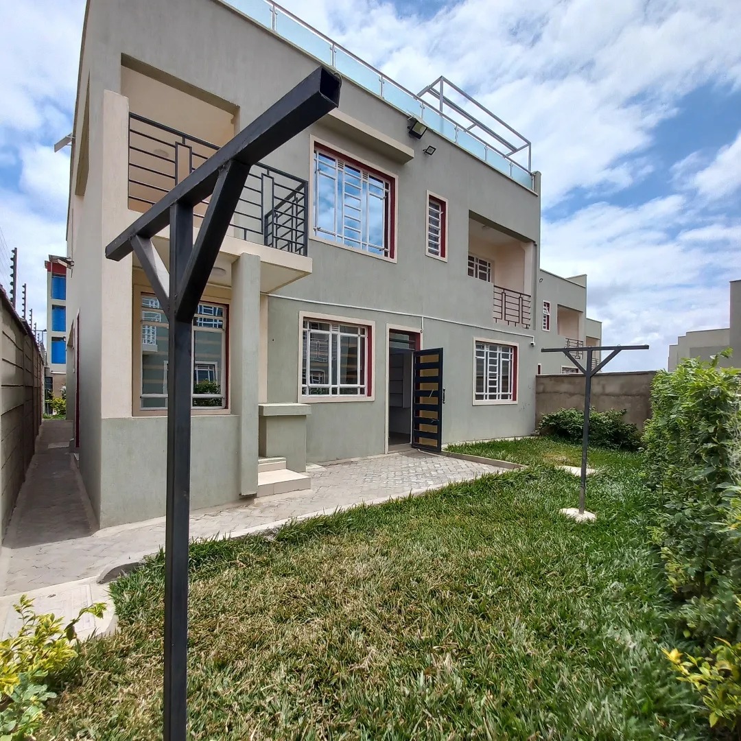 3 and 4 bedroom maisonette for sale in Kitengela