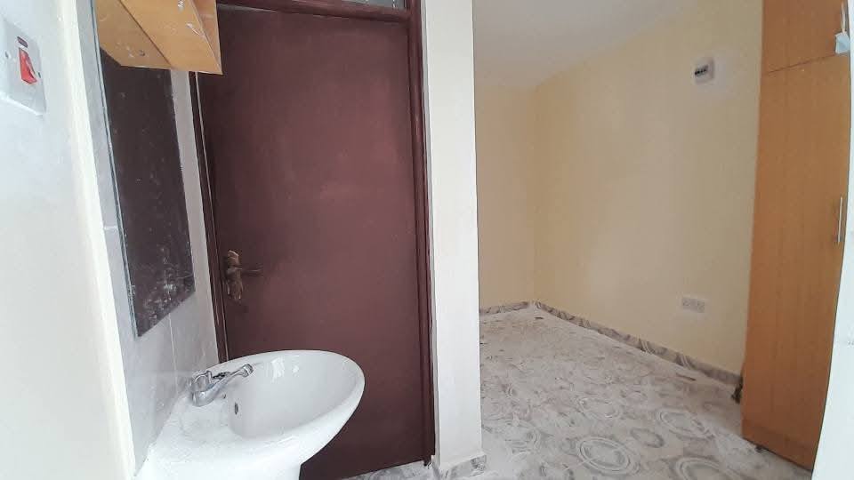3 Bedroom Apartment All En-suite Plus Dsq For Rent in Syokimau, Off Katani Road Image