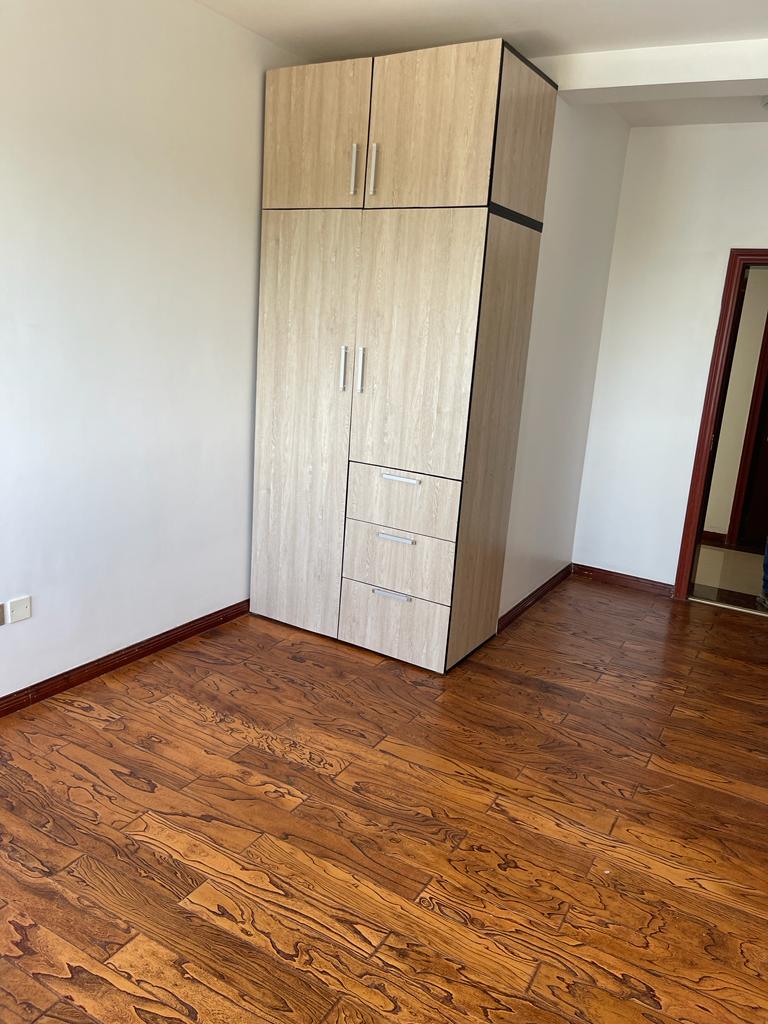 3 bedroom apartment all ensuite for rent in Kilimani