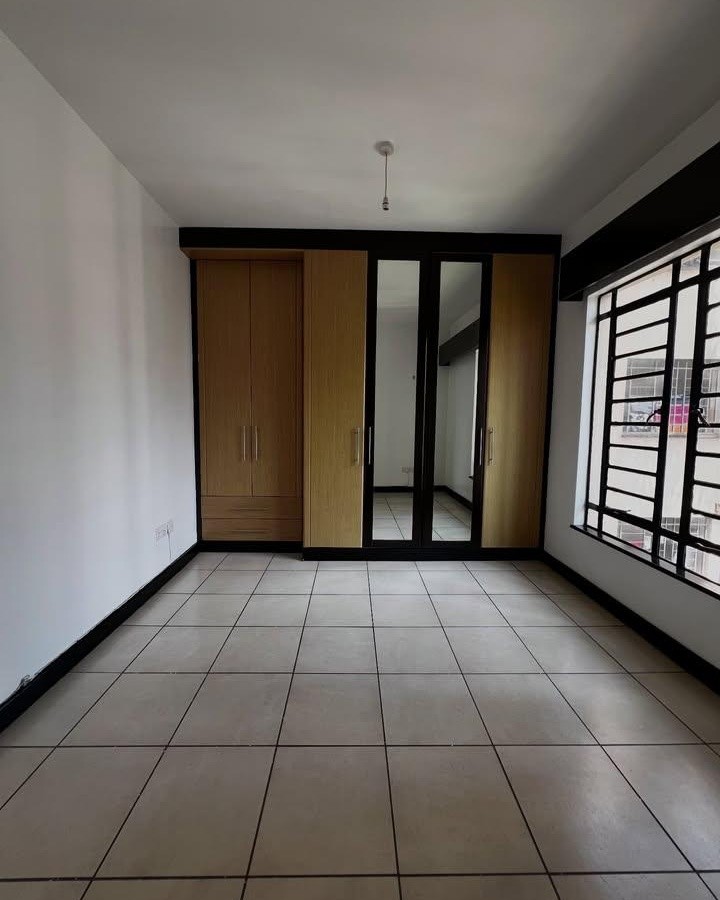 3-bedroom apartment + DSQ for rent near Yaya Centre and Prestige Plaza Image