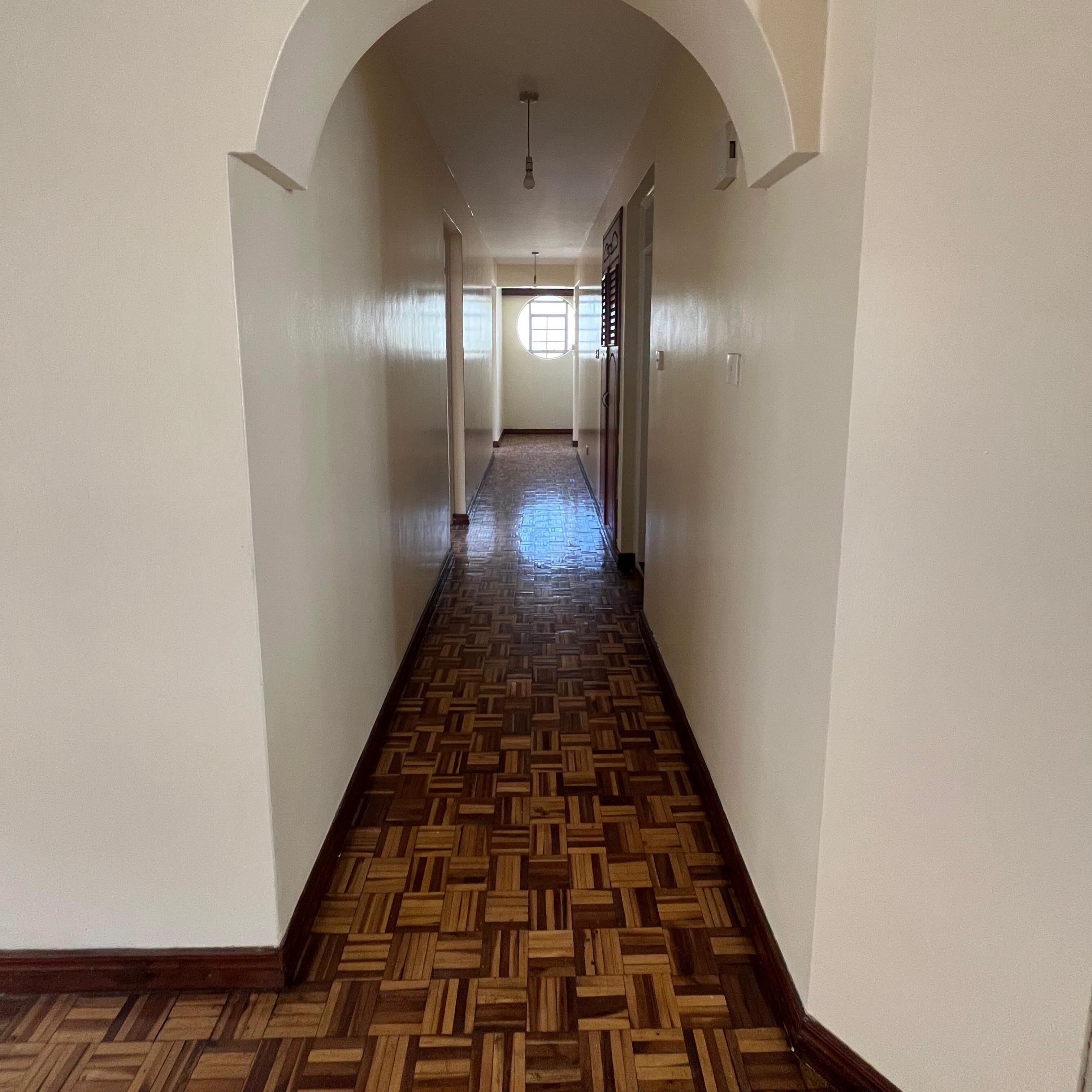 3 Bedroom Apartment + DSQ To Let in kilimani