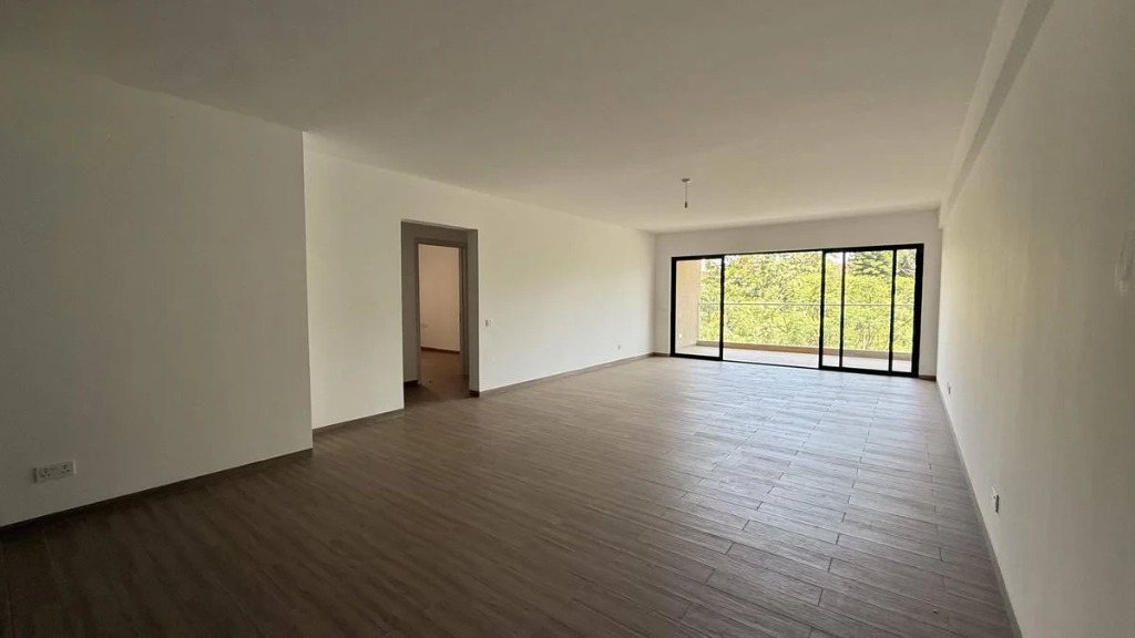 3 Bedroom Apartment Ensuite in Kileleshwa