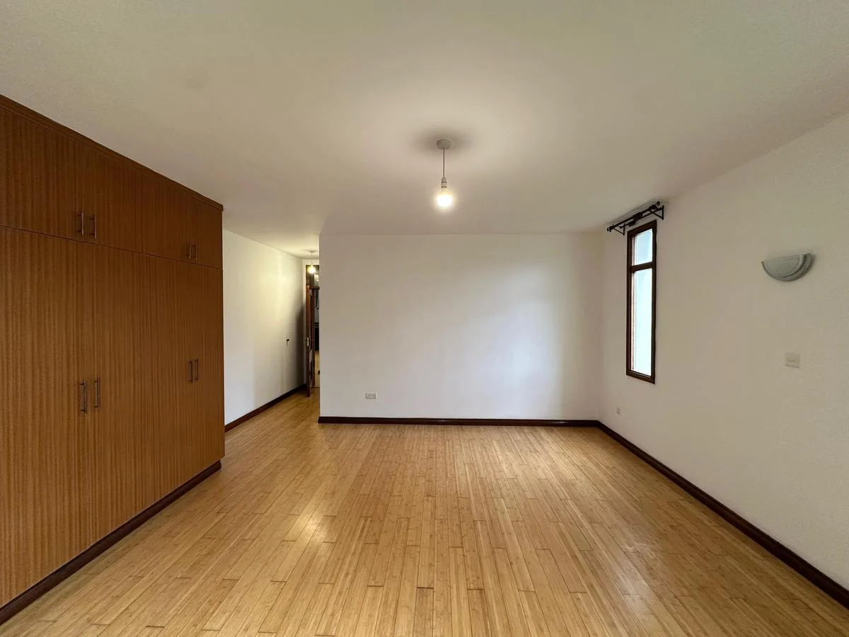 3 Bedroom Apartment ensuite with a DSQ in Riverside Image