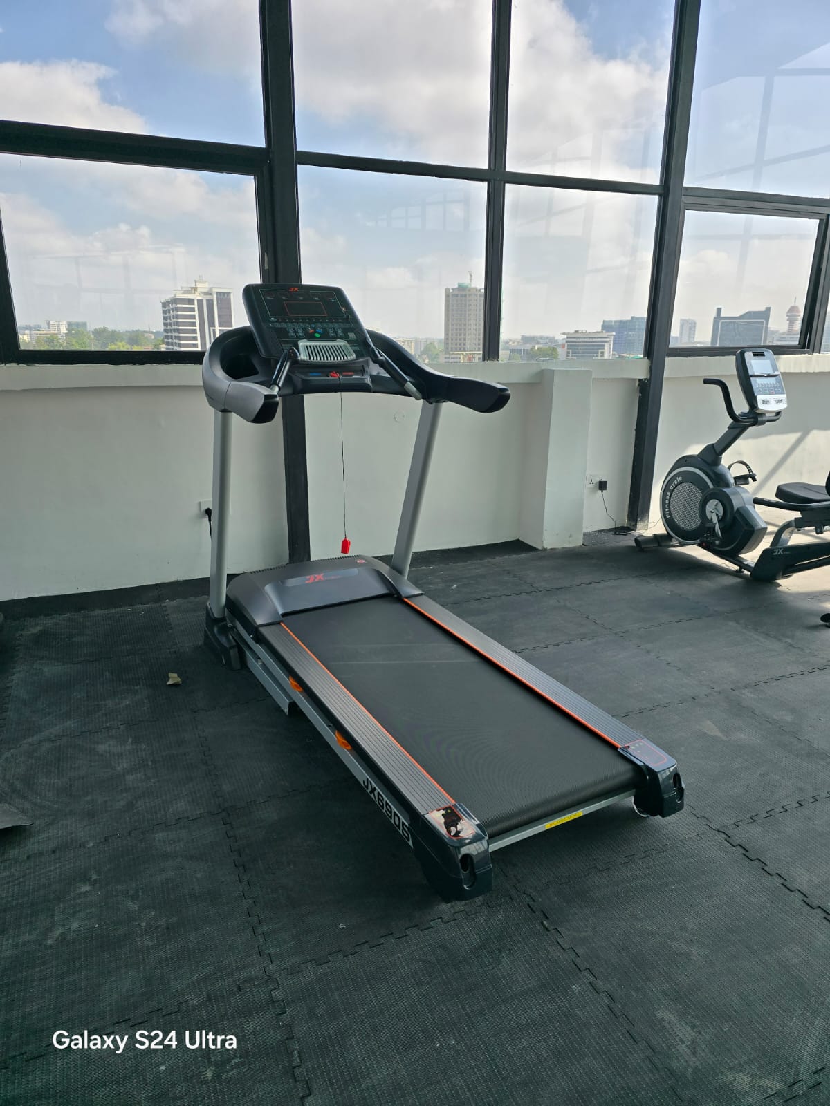 3 bedroom apartment for rent in Westlands Image