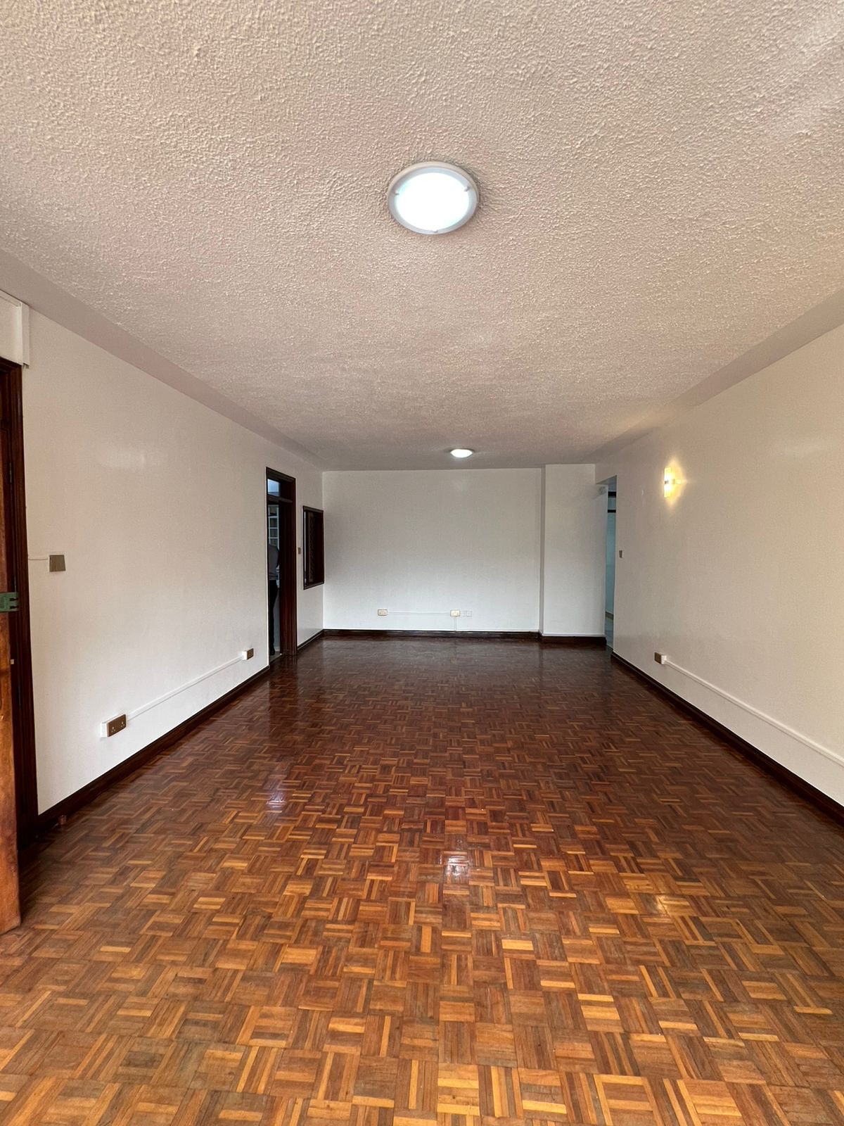 3 bedroom apartment for rent or sale in Kilimani