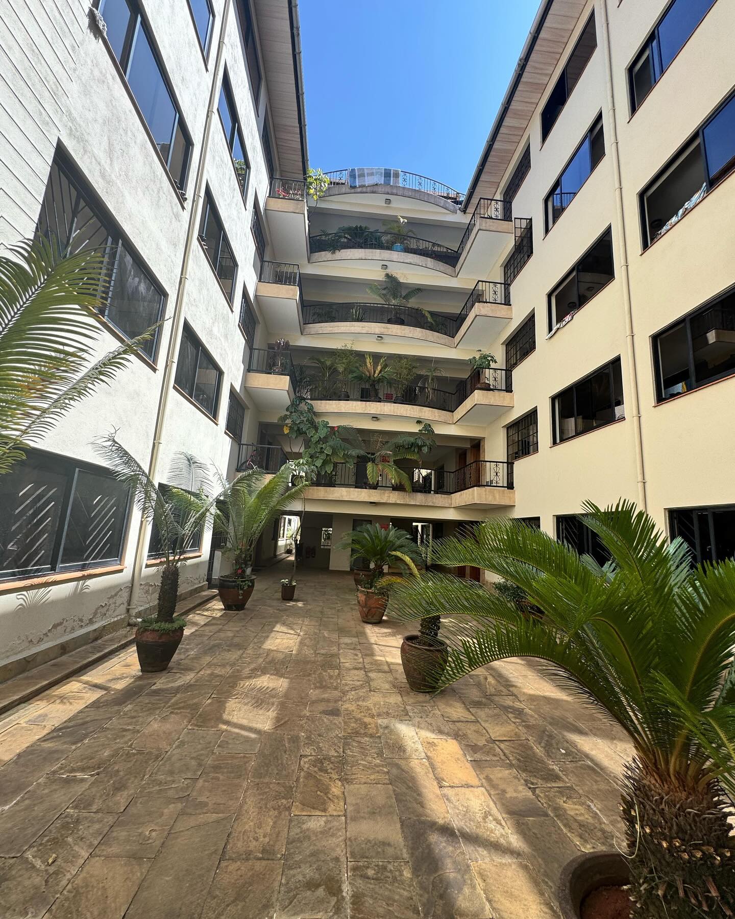 3 Bedroom Apartment For Sale in Kileleshwa