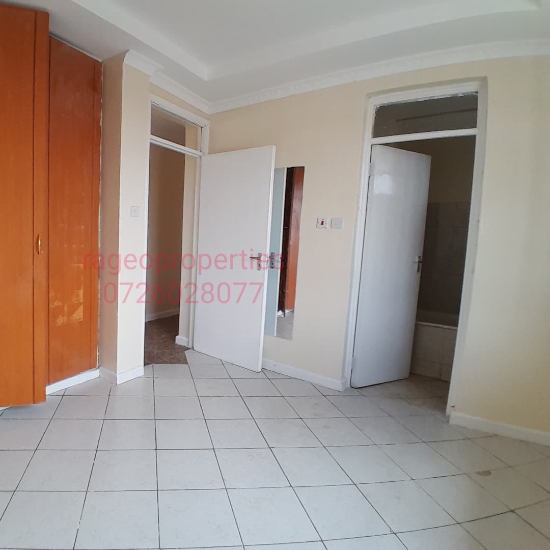 3 bedroom apartment for sale south b off mombasa Rd Image
