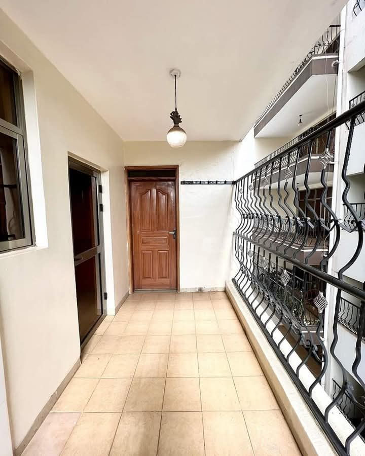 3 Bedroom Apartment Plus Dsq For Rent in Lavington Image