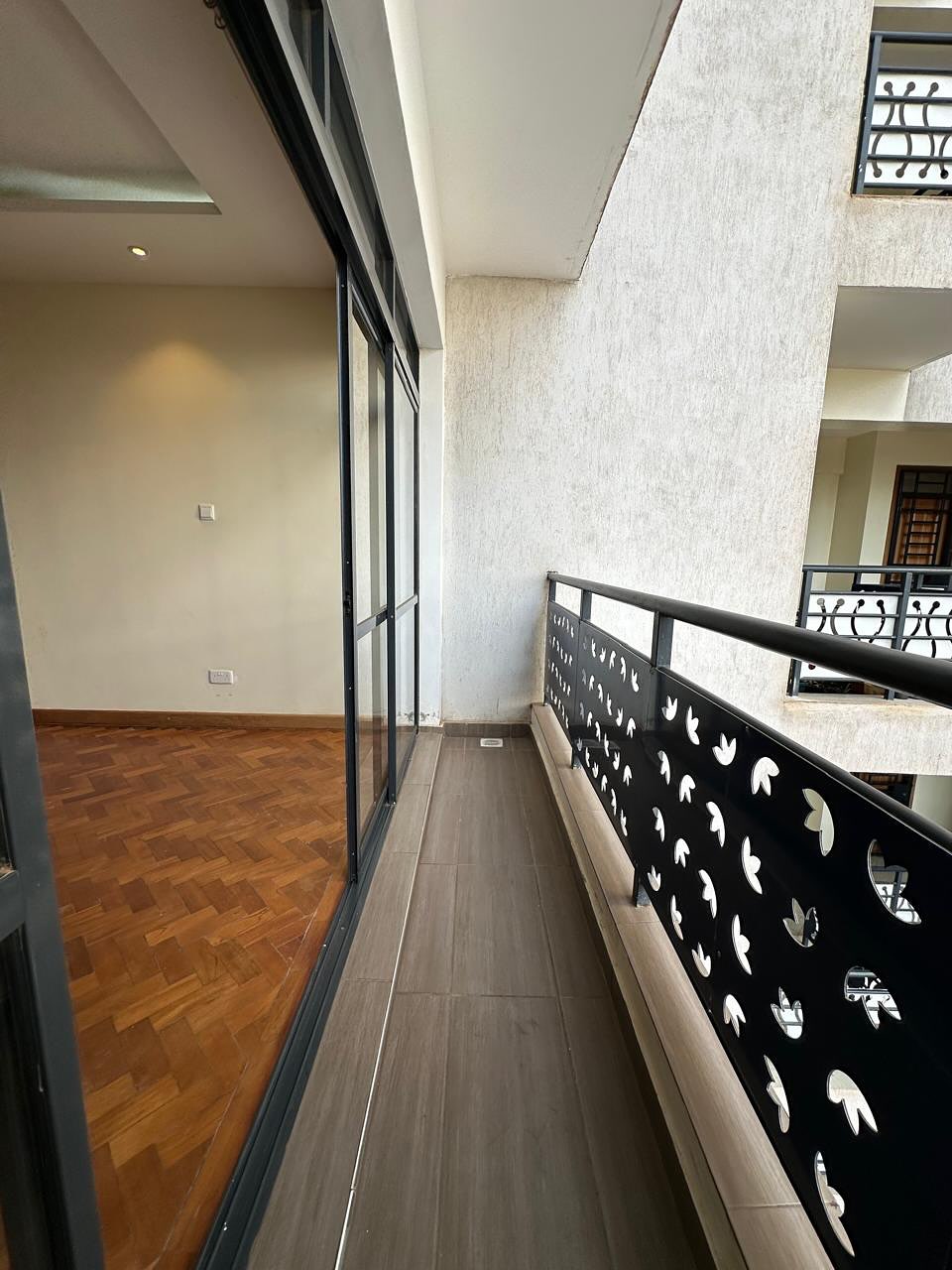 3 bedroom apartment plus dsq to let in Kilimani Image