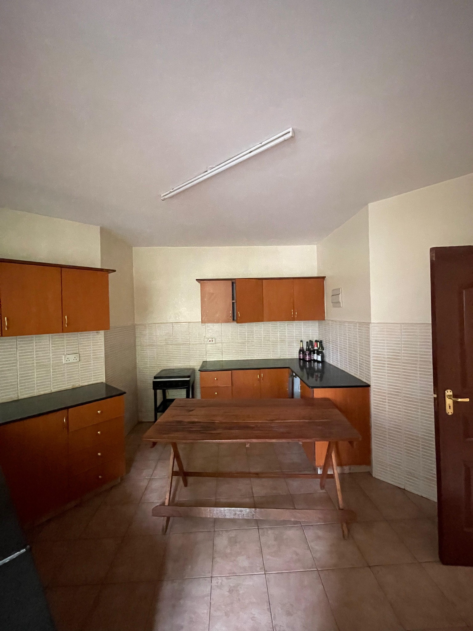 3 Bedroom Apartment Plus Dsq To Let in Lavington