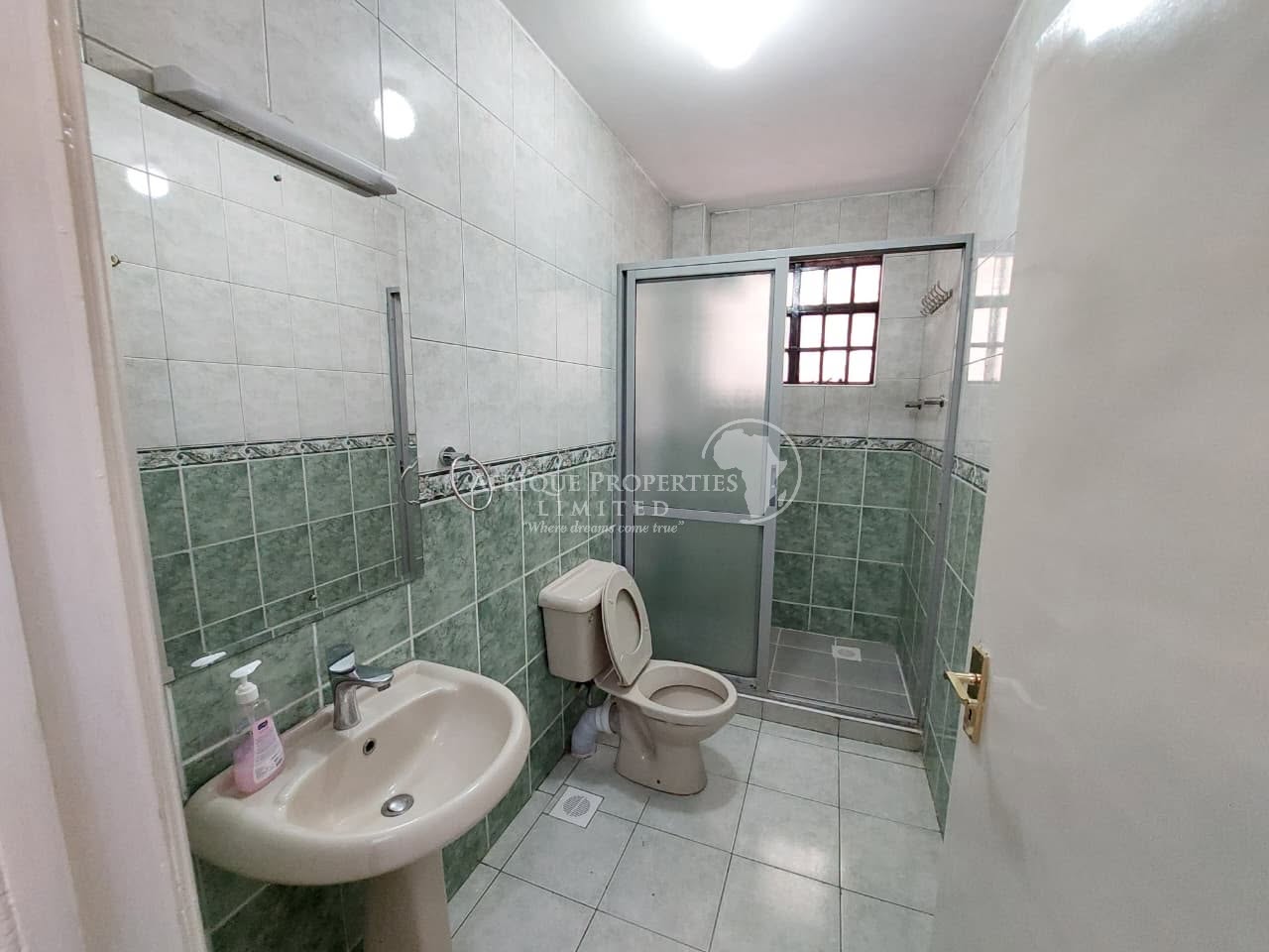 3 bedroom apartment plus sq for rent in kilimani Image