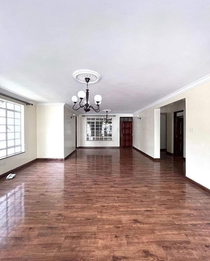 3 bedroom apartment plus sq for sale in Lavington