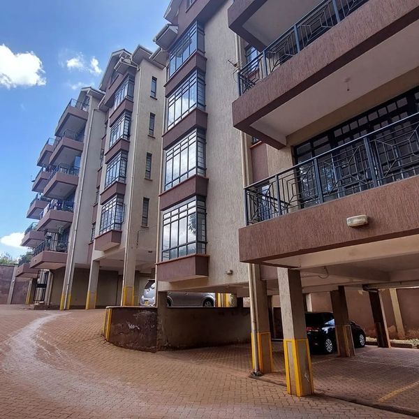 3 bedroom apartment to let in Gitari