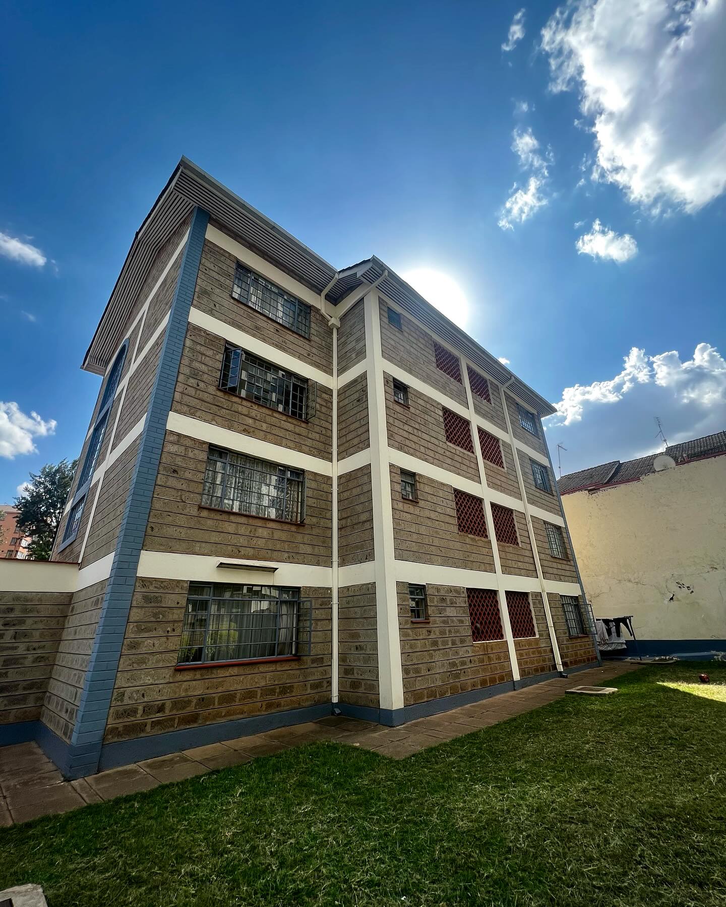 3 bedroom apartment to let in Kileleshwa.