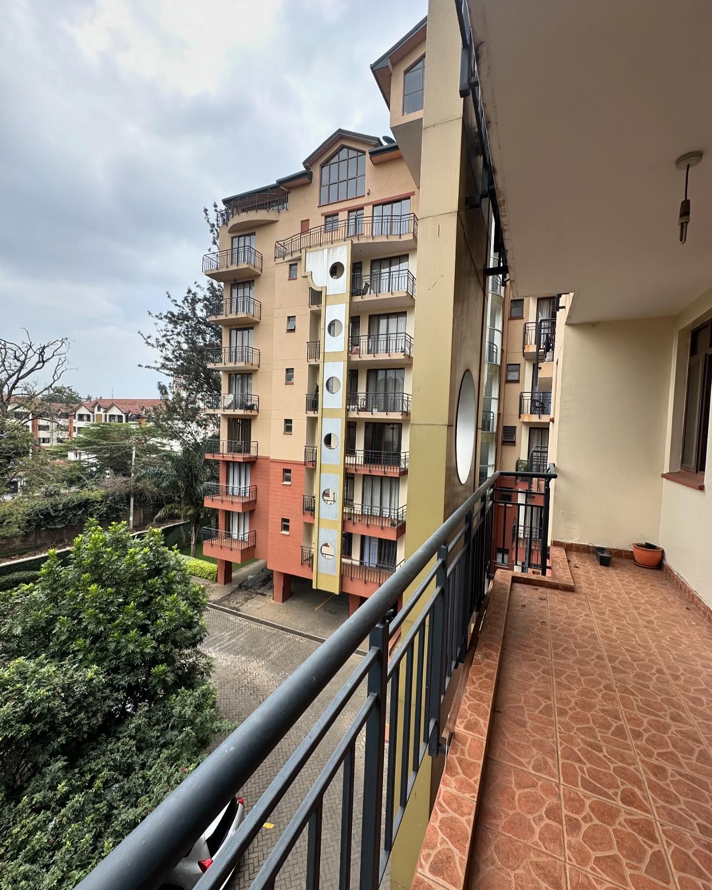 3 Bedroom Apartment To Let in Kilimani