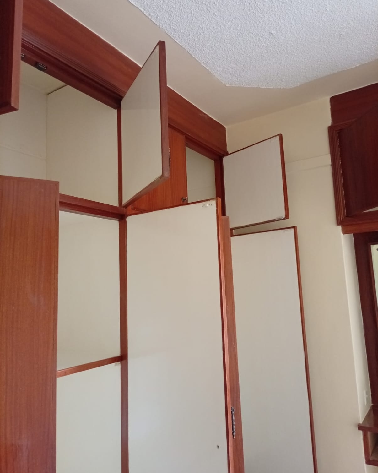 3 bedroom apartment to let in Kilimani Image