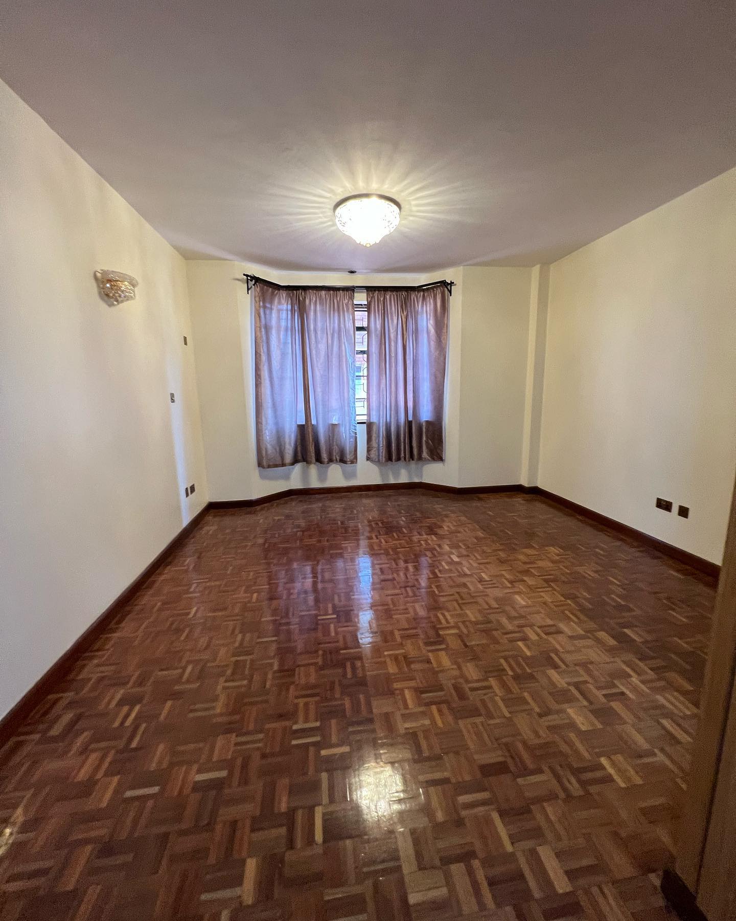 3 bedroom apartment to let in Kilimani.