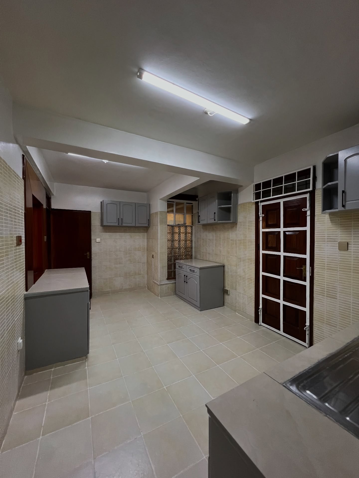 3 bedroom apartment to let in Kilimani