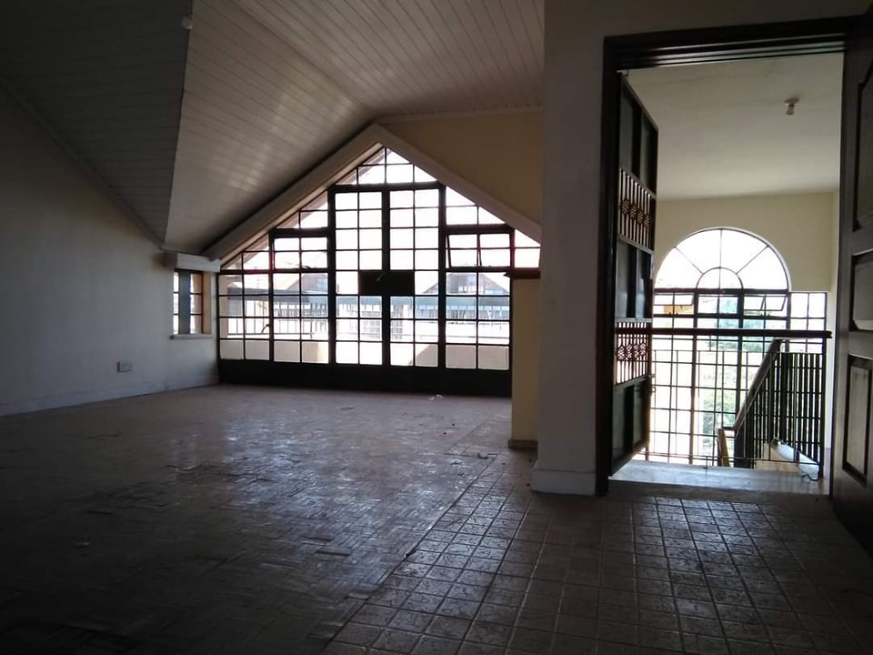 3 bedroom apartment to let in Langata