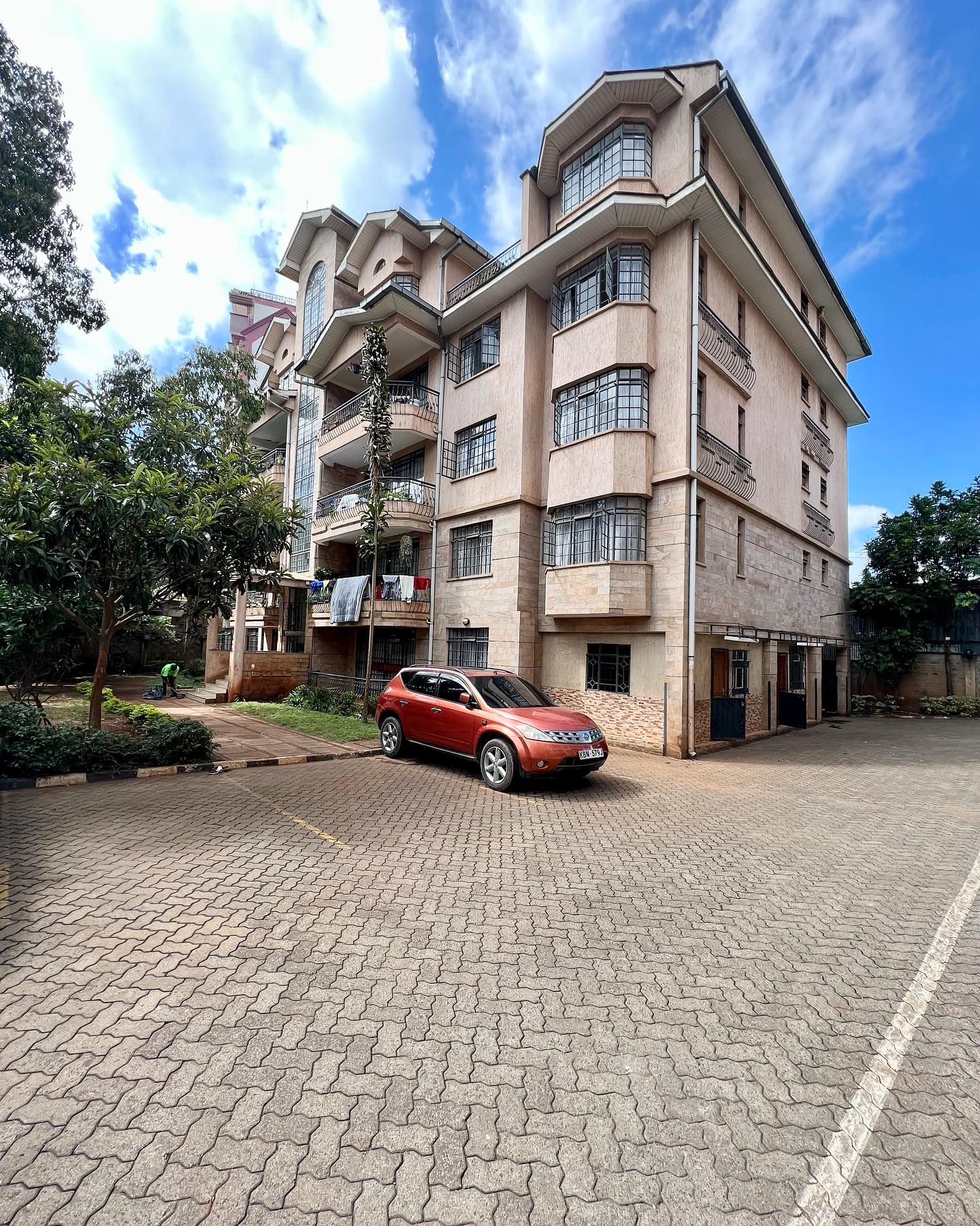 3 bedroom apartment to let in Lavington