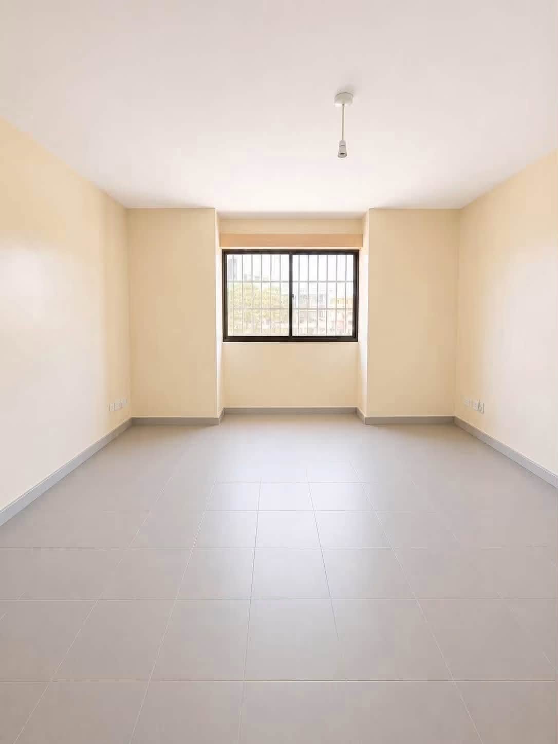 3 bedroom apartment to let in nyayo estate Image