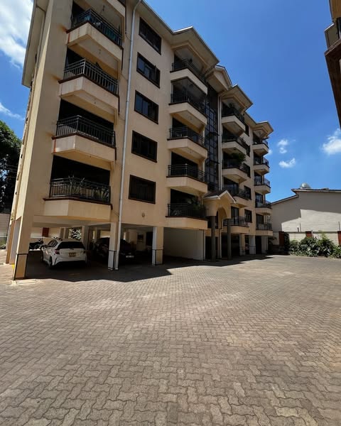 3 -Bedroom Apartment to Let (Off Rhapta Road)