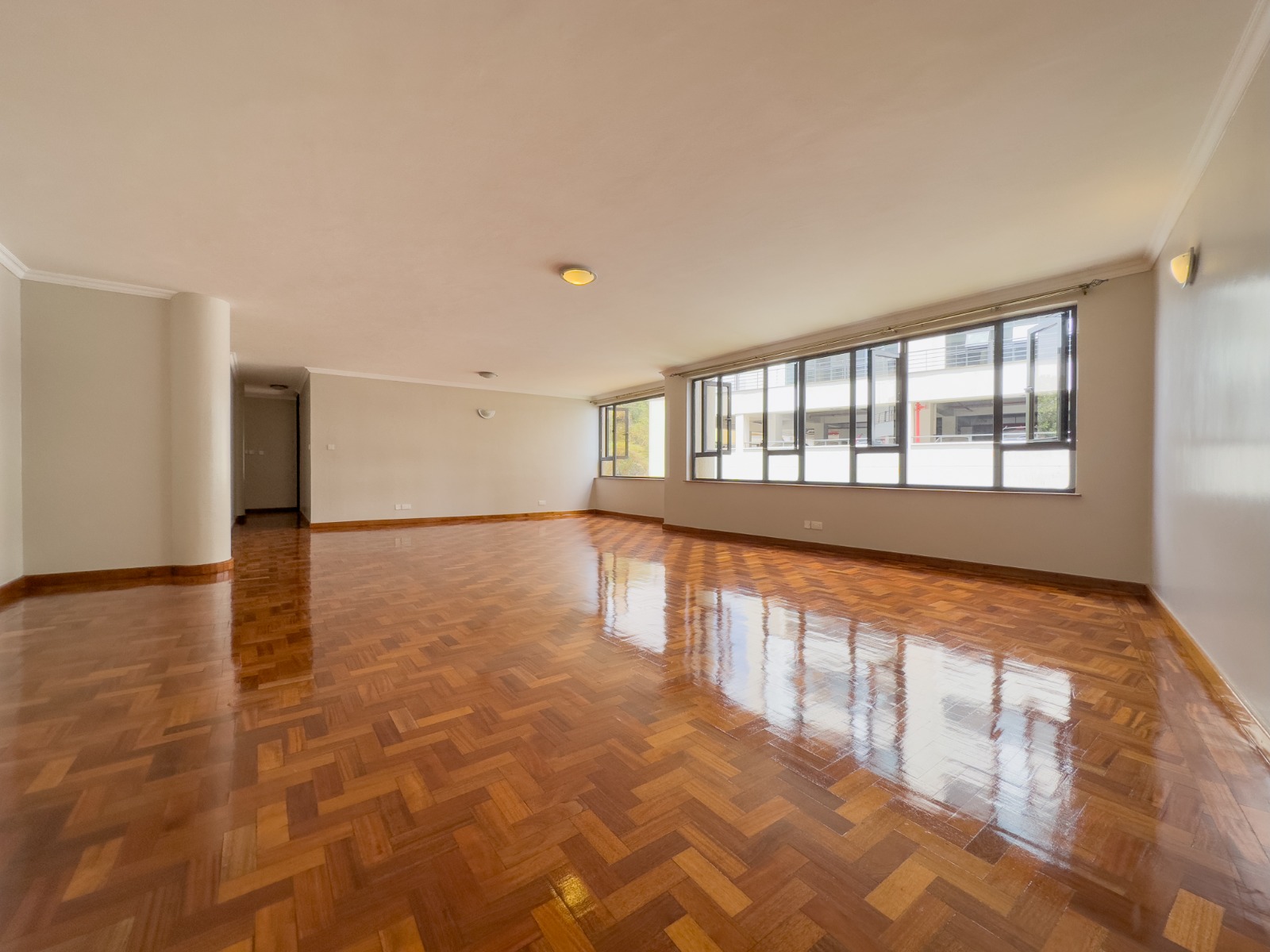 3-bedroom Apartment with a DSQ in Riverside Image