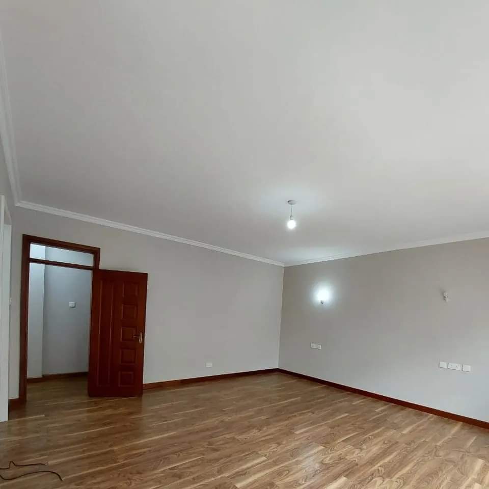 3 bedroom apartment with SQ to let in Riverside drive