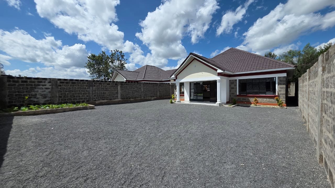 3 Bedroom Bungalow All Ensuite for Sale in Kitengela Image