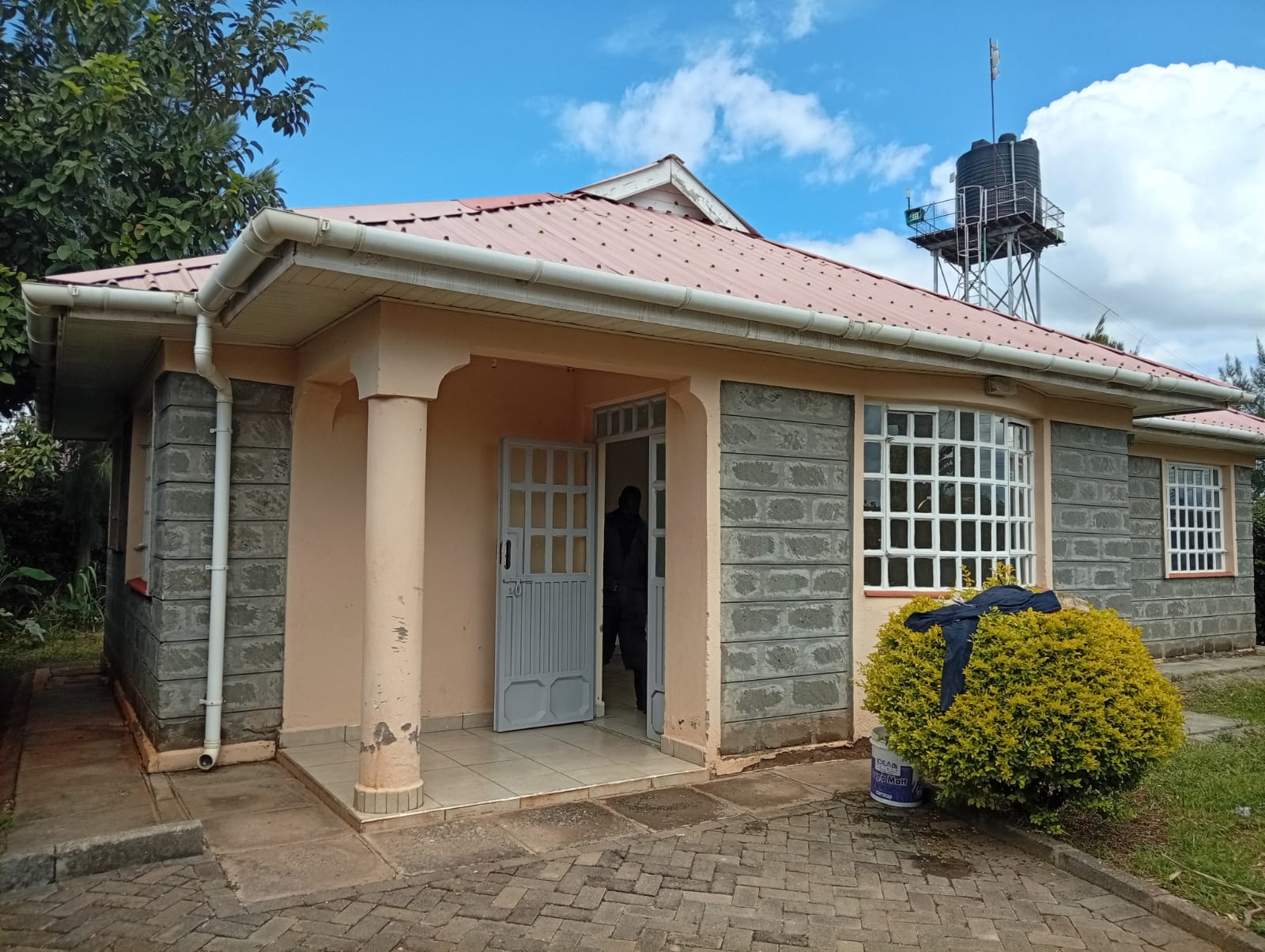 3 Bedroom Bungalow + DSQ for Sale in Kisaju
