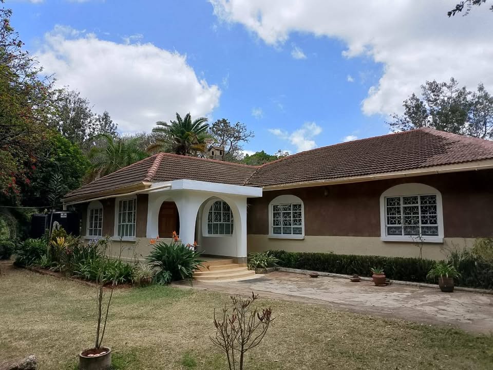 3 bedroom bungalow for rent in Karen