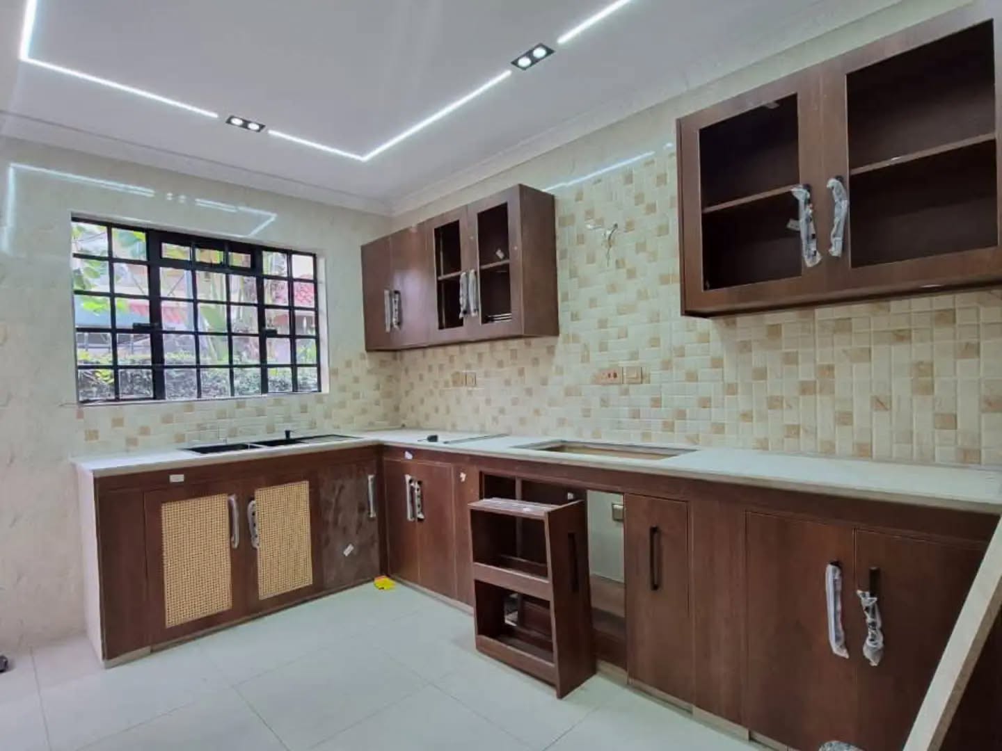 3 bedroom bungalow for rent in runda Image
