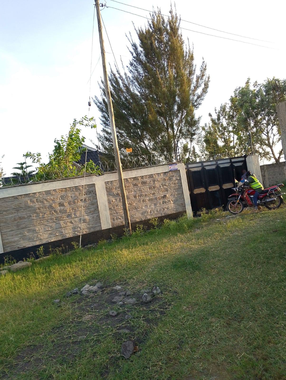 3 bedroom bungalow for rent or sale in Kangundo Road Image