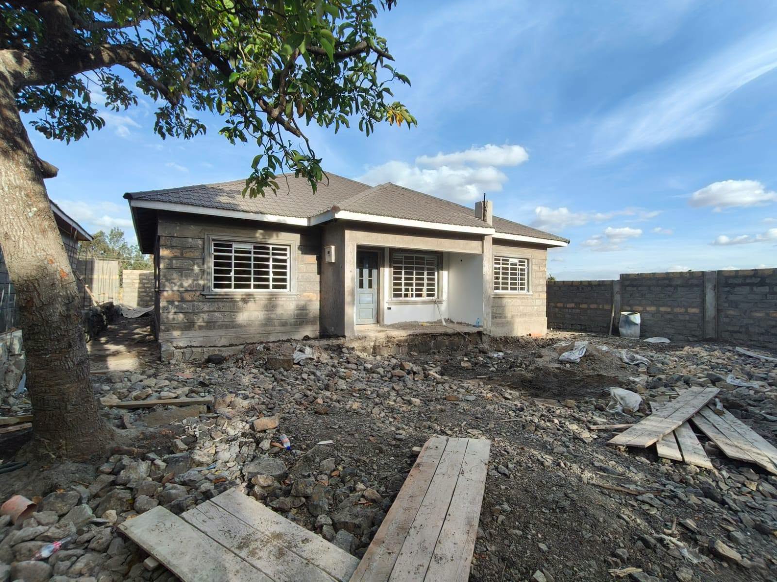 3 bedroom bungalow for sale in nkoroi Image