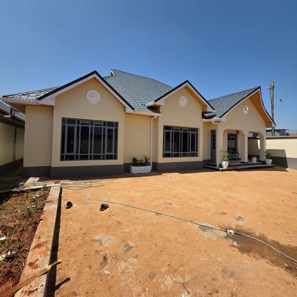 3 bedroom bungalow for sale in Ruiru, Mugutha