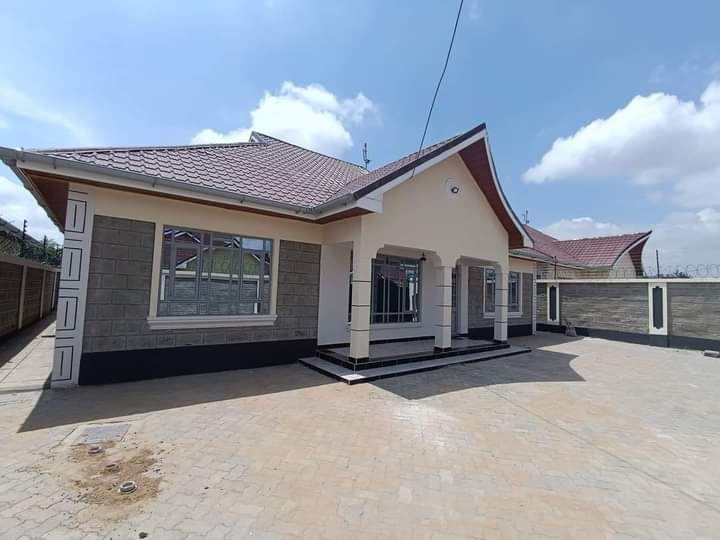 3 Bedroom Bungalow For Sale in Ruiru, Mugutha