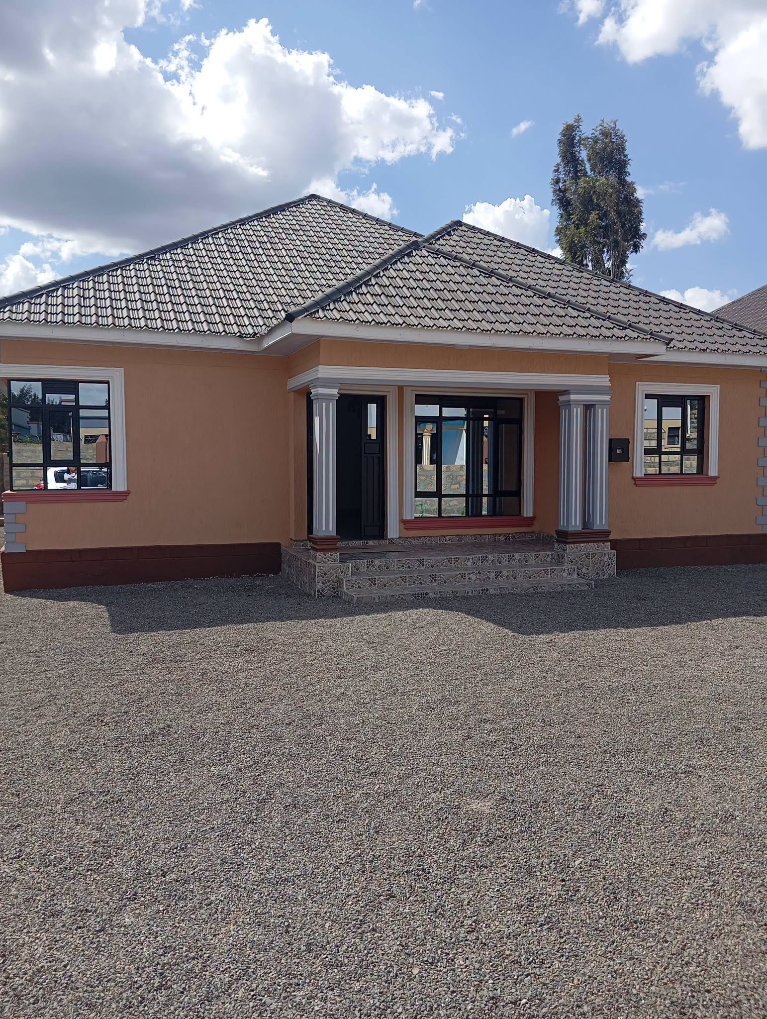 3 bedroom bungalow plus dsq for sale in Ongata rongai, rimpa