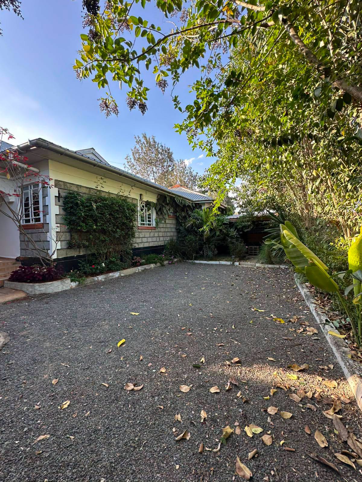 3-Bedroom bungalow + SQ for Sale in Nkoroi