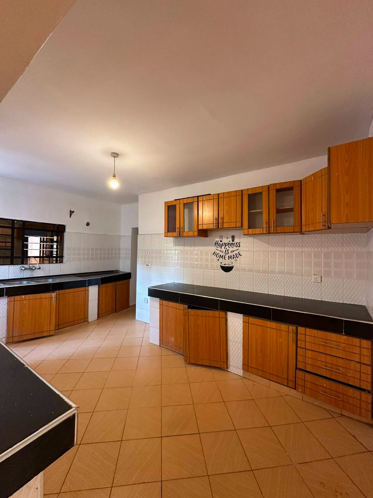 3-Bedroom bungalow + SQ for Sale in Nkoroi Image