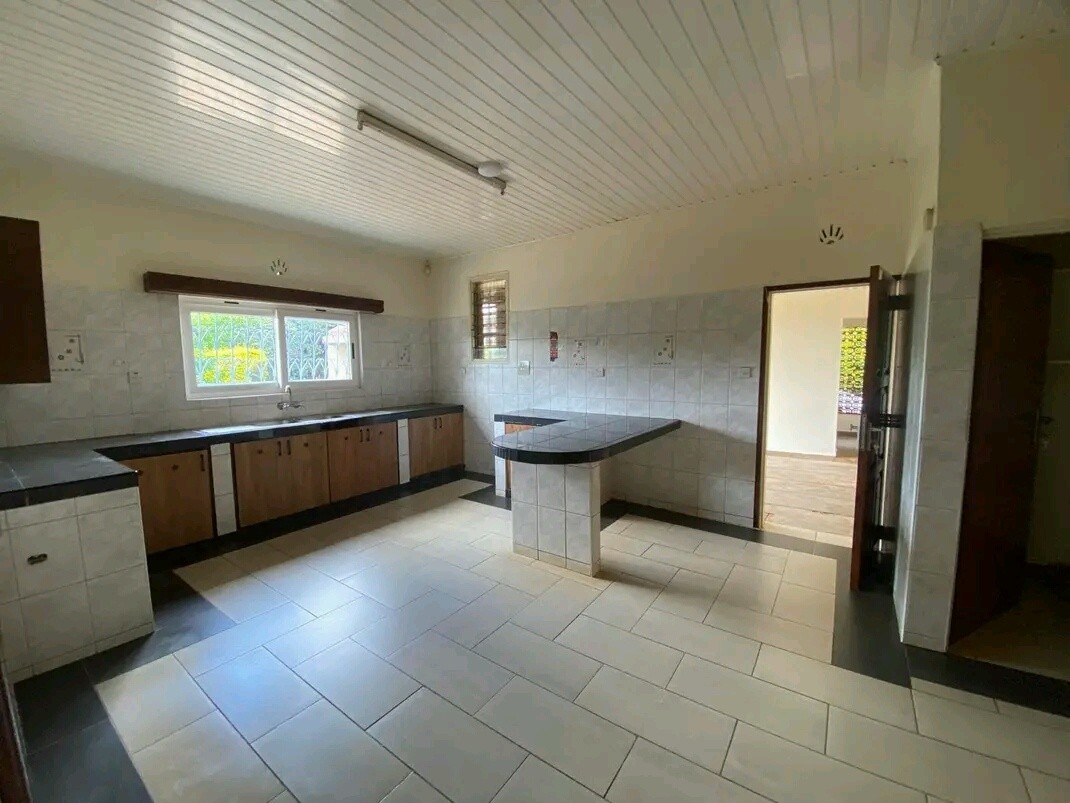 3-Bedroom Bungalow + Study For Rent in Runda Image
