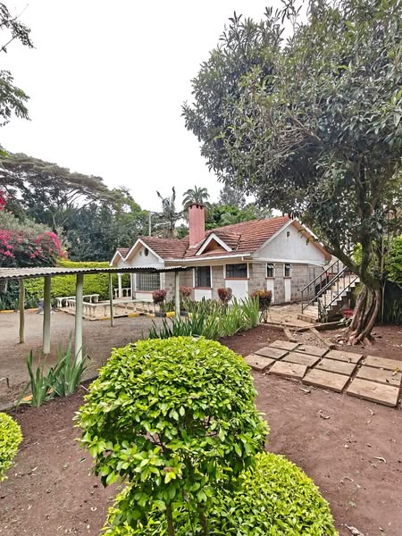3 Bedroom Bungalow To let in Karen