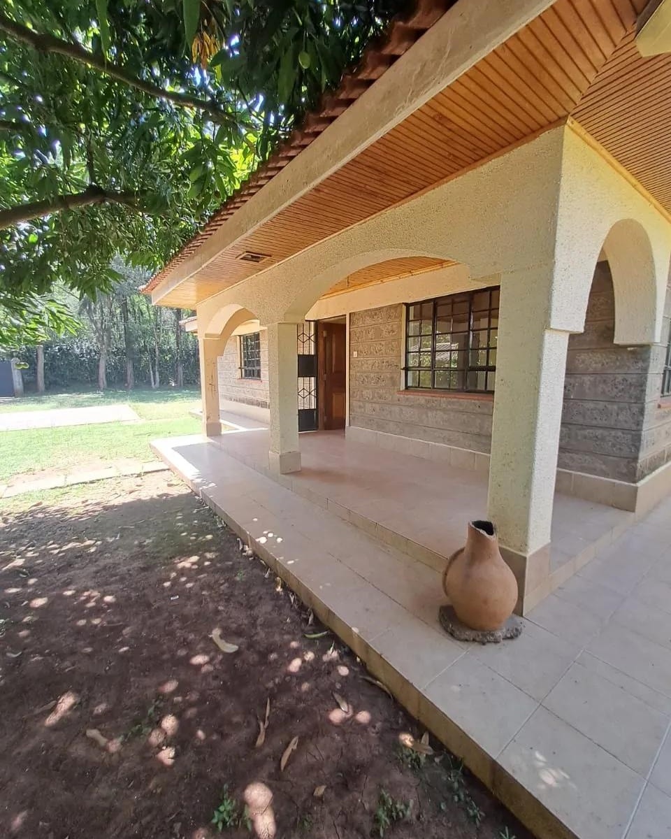 3-Bedroom Bungalow To Let in Karen