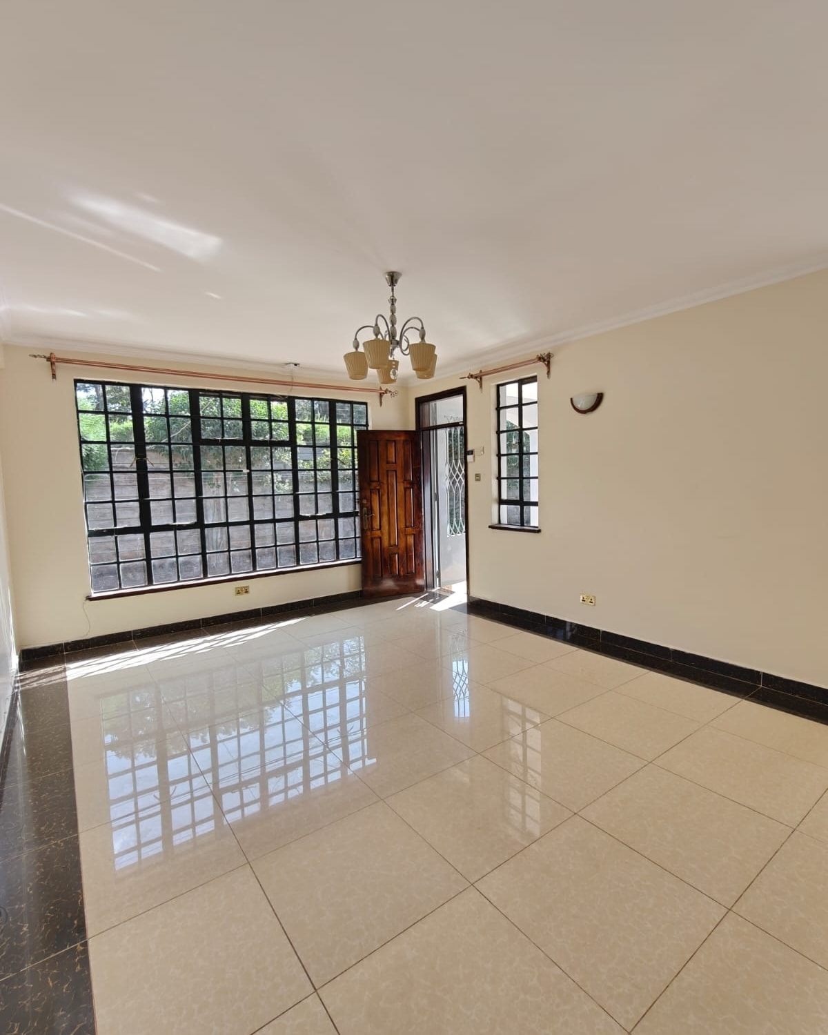 3 bedroom bungalow to let in Karen Image